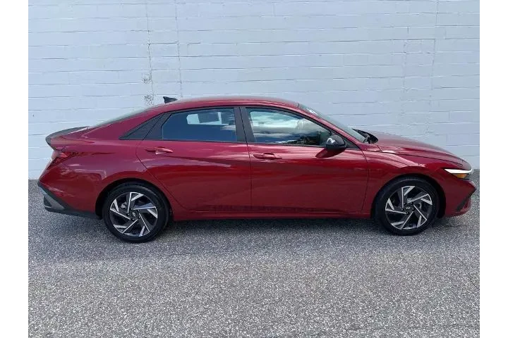 $19225 : Hyundai ELANTRA 2025 SEL Spo image 3