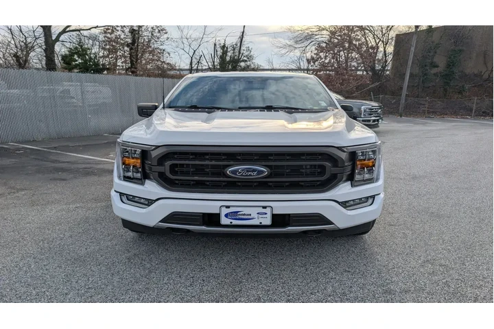 $39000 : Ford F-150 2023 4x4 XLT 4dr image 9