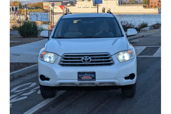 $11988 : 2008 Highlander Base image 3