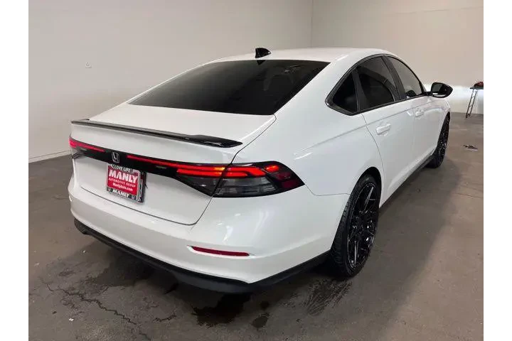 $25998 : Honda Accord Hybrid 2024 Spo image 3