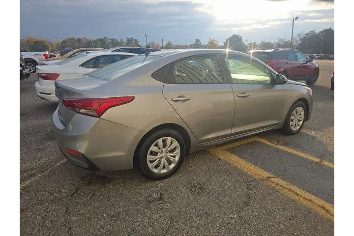 $11431 : Hyundai ACCENT 2021 SE 4dr S image 2