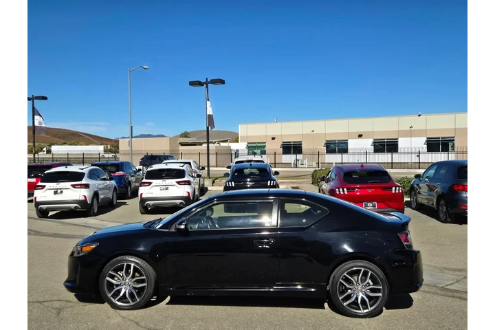 $11888 : Scion tC 2014 2dr Coupe 6A image 7