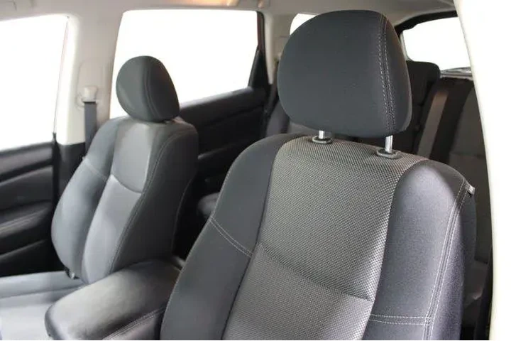 $17982 : Nissan Pathfinder 2019 S 4dr image 4