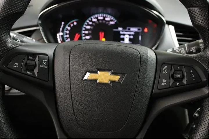 $12988 : Chevrolet Trax 2021 LT 4dr C image 7