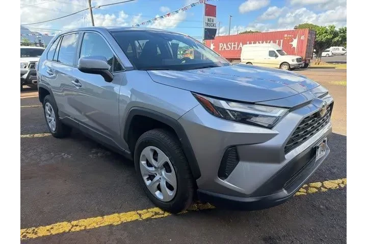 $29995 : Toyota RAV4 2024 LE 4dr SUV image 7