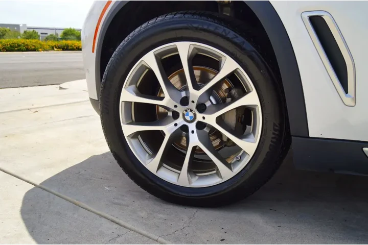 $27995 : Used 2020 X5 xDrive40i Sports image 10
