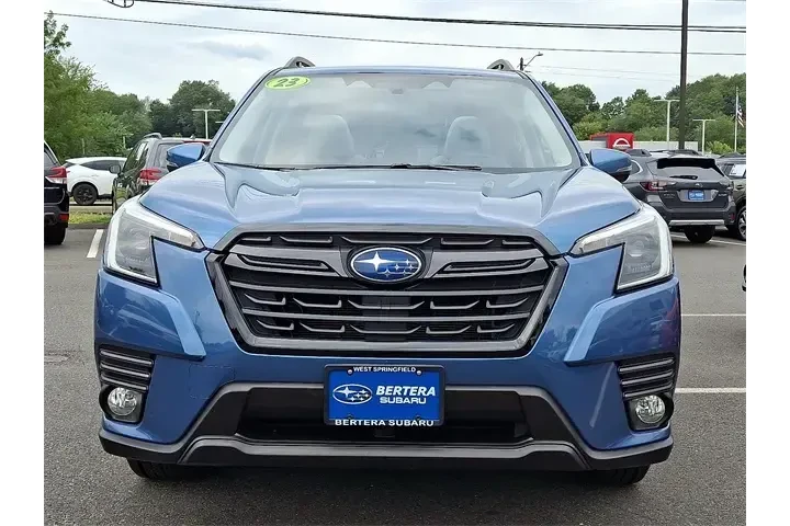 $30789 : Subaru Forester 2023 AWD Lim image 2