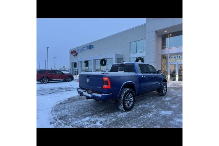 $33599 : Ram 1500 2019 4x4 Laramie 4d image 4