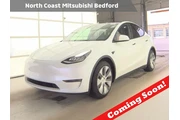 Tesla Model Y 2023 AWD 4dr C en Cleveland