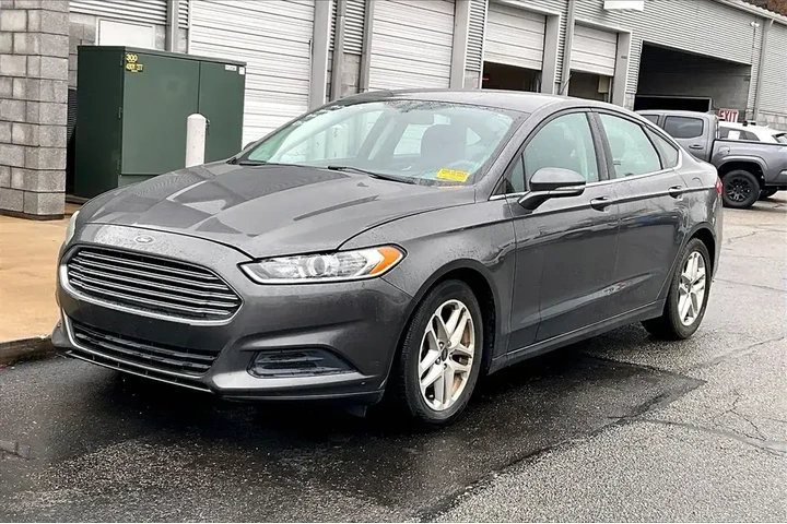 $13121 : Ford Fusion 2016 SE 4dr Seda image 2