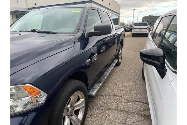 $17500 : Ram 1500 2015 4x4 Express 4d image 6