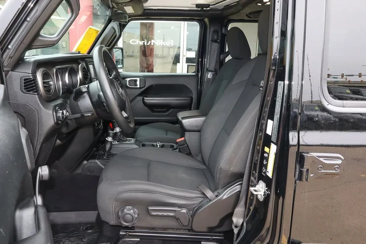 $26988 : 2021 Wrangler Unlimited Willy image 7