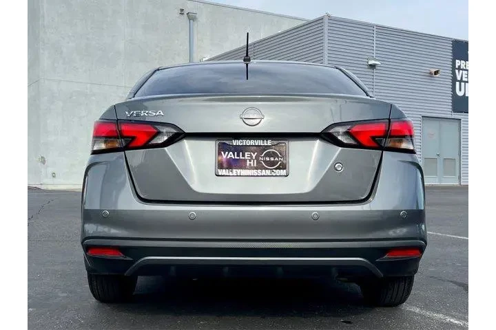 $16997 : Nissan Versa 2024 S 4dr Seda image 4