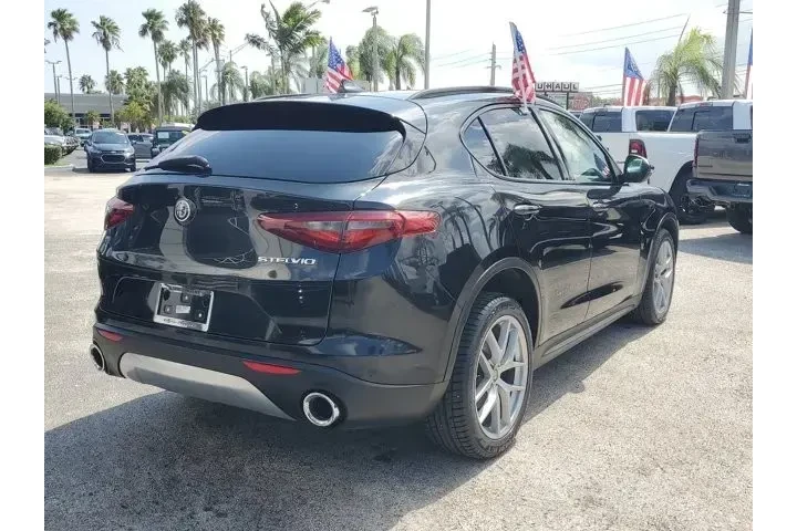 $23595 : Alfa Romeo Stelvio 2018 AWD image 7