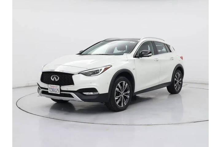 $18998 : INFINITI QX30 2018 AWD Premi image 4