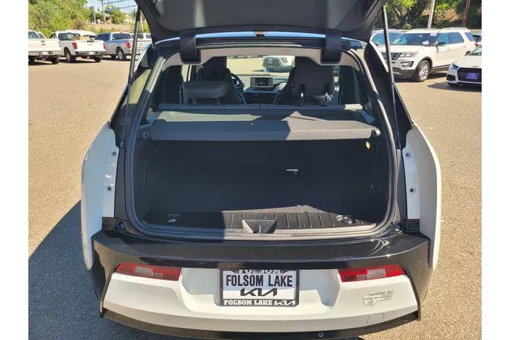 $9889 : BMW i3 2016 4dr Hatchback image 8