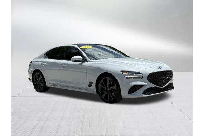 $25696 : Genesis G70 2023 2.0T 4dr Se image 3