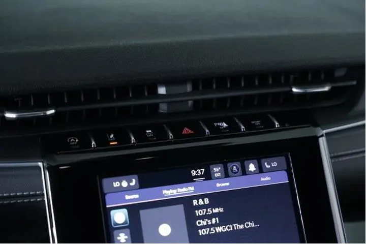 $29998 : Jeep Grand Cherokee 2023 4x4 image 9