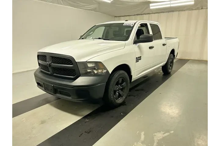 $33747 : Ram 1500 Classic 2023 4x4 Tr image 5