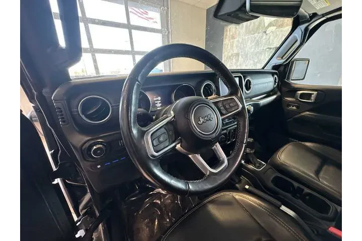 $28156 : Jeep Wrangler 2023 4x4 Sahar image 9