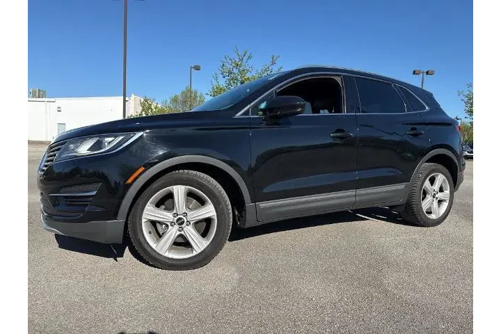 $12835 : Lincoln MKC 2017 Premiere 4d image 7