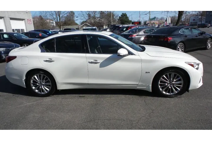 $19900 : 2020 Q50 3.0T Luxe image 4
