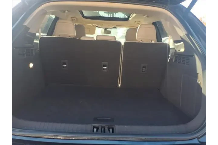 $33995 : Lincoln Nautilus 2022 AWD Re image 6