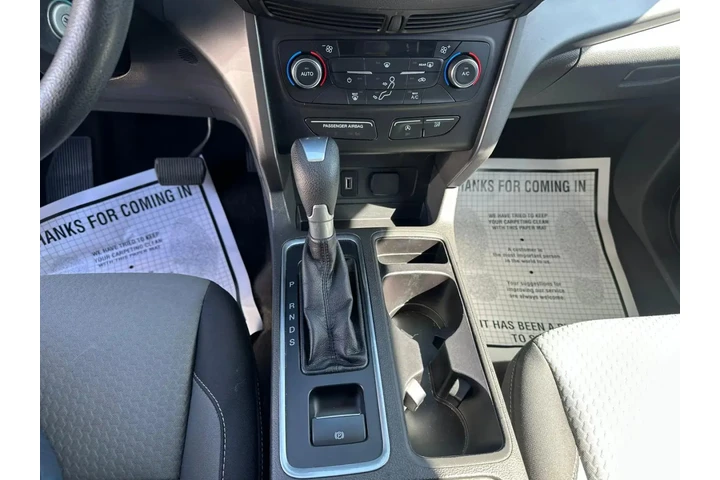 $8000 : 2017 FORD ESCAPE2017 FORD ESC image 8