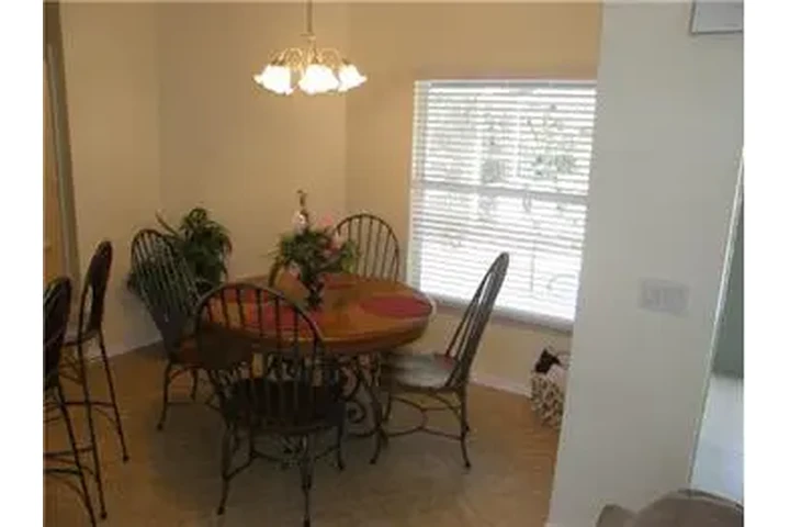 $2200 : Rental property with 3 bedro image 10