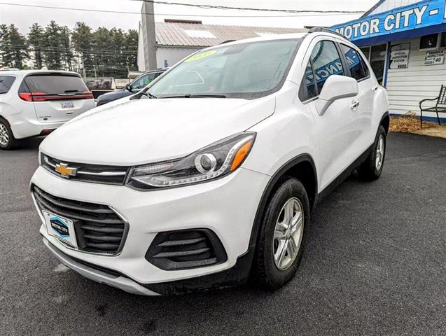 $14995 : 2020 Trax LT AWD image 3