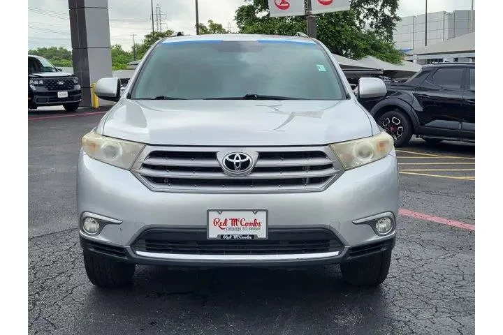 $12000 : Toyota Highlander 2013 Base image 9