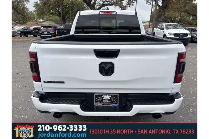 $38956 : Ram 1500 2023 4x2 Laramie 4d image 5