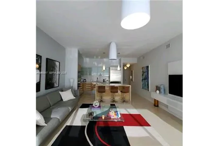 $6750 : Rental property with 2 bedro image 5