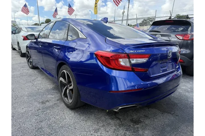 $13300 : 2018 Accord Sport image 5