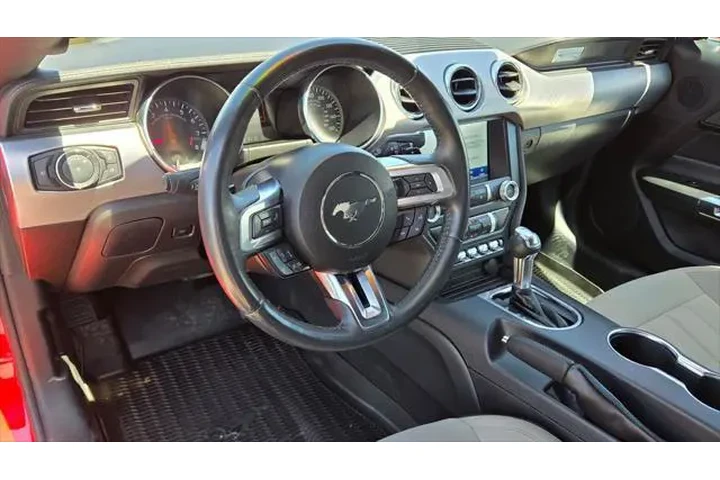 $37730 : Ford Mustang 2022 GT 2dr Fas image 9