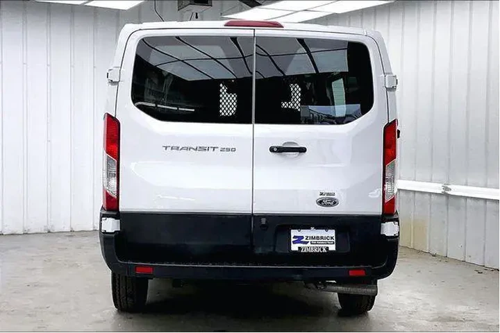 $30990 : Ford Transit 2024 250 3dr LW image 4