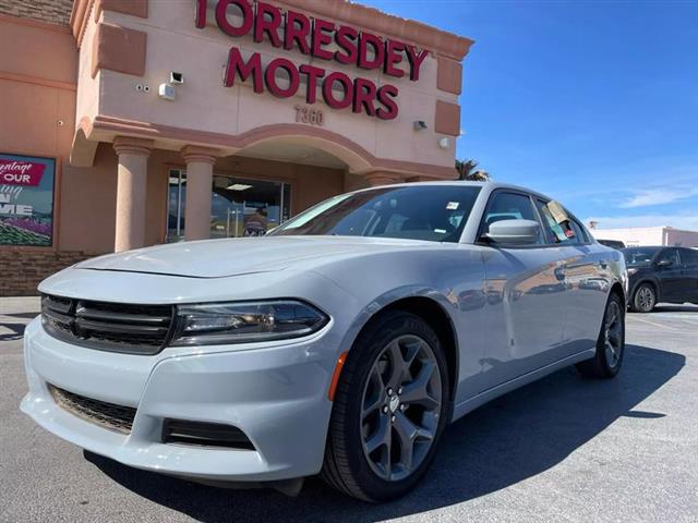 $36995 : Pre-Owned 2021 Charger SXT Se image 1