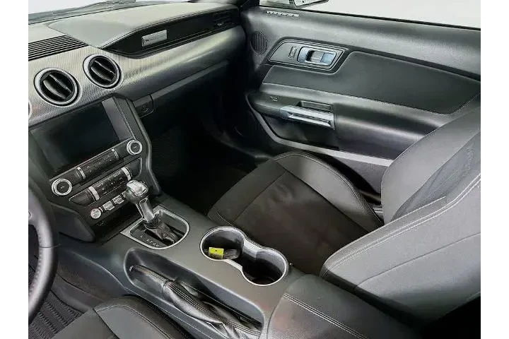 $17497 : Ford Mustang 2018 EcoBoost 2 image 10