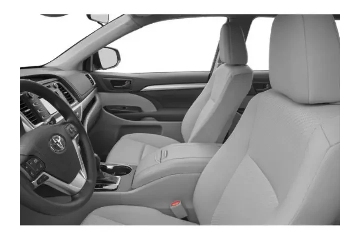 $13981 : Toyota Highlander 2019 LE 4d image 8