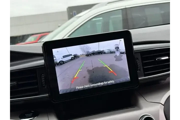 $31000 : Ford Explorer 2023 AWD XLT 4 image 4