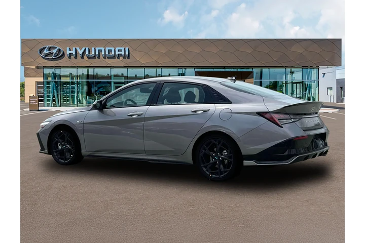 $22995 : Hyundai ELANTRA 2024 N Line image 4