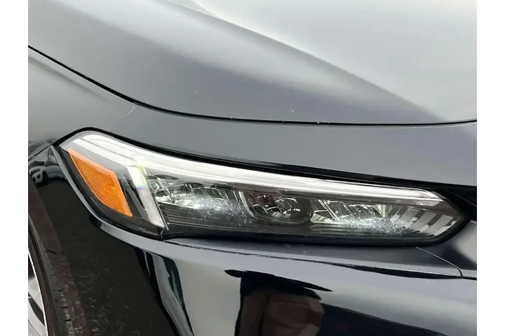 $21825 : Honda Civic 2024 Touring 4dr image 10