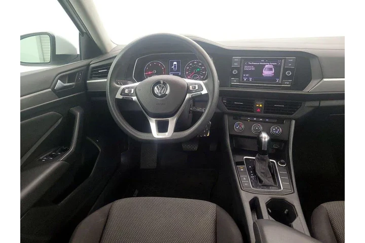$16998 : Volkswagen Jetta 2019 R-Line image 10