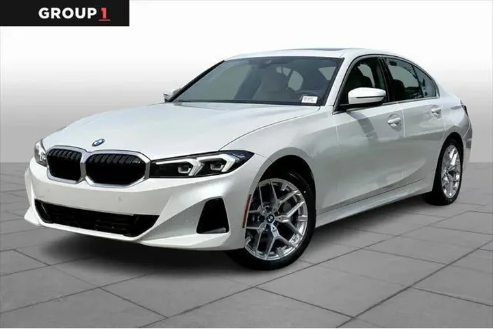 $38777 : BMW 3 Series 2025 330i 4dr S image 1