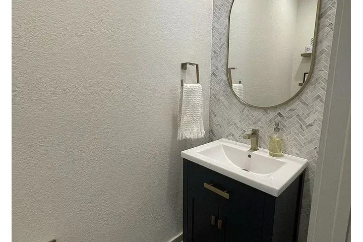 $1350 : HOUSE AVAILABLE IN AUSTIN TX image 5