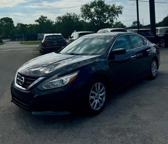 $8900 : 2018 Altima 2.5 S image 9