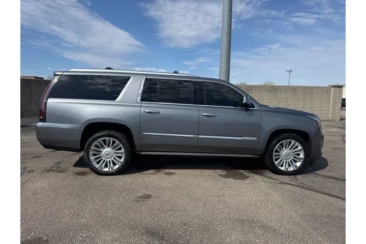 $35982 : Cadillac Escalade ESV 2019 4 image 8
