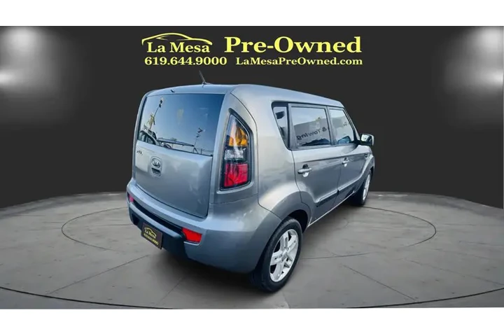 $6995 : 2011 Soul + 4-Door Wagon image 6