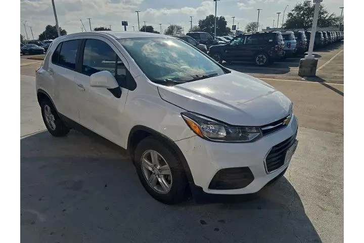 $9998 : Chevrolet Trax 2020 LS 4dr C image 4