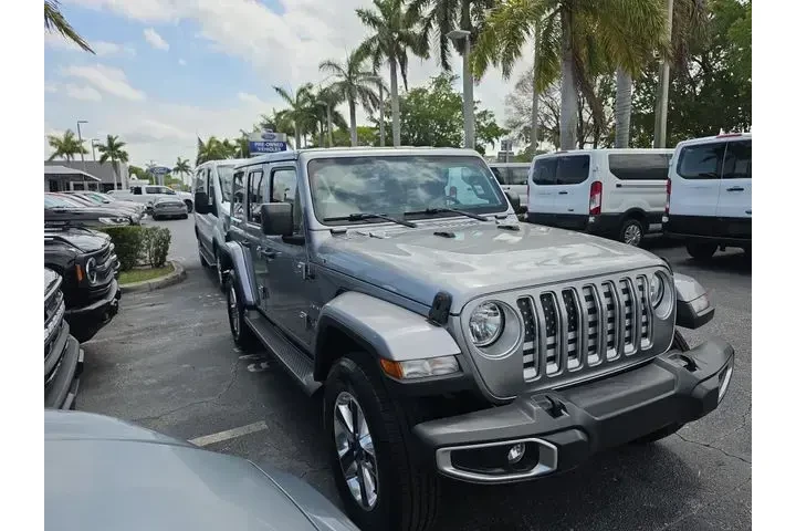 $22990 : Jeep Wrangler Unlimited 2018 image 2
